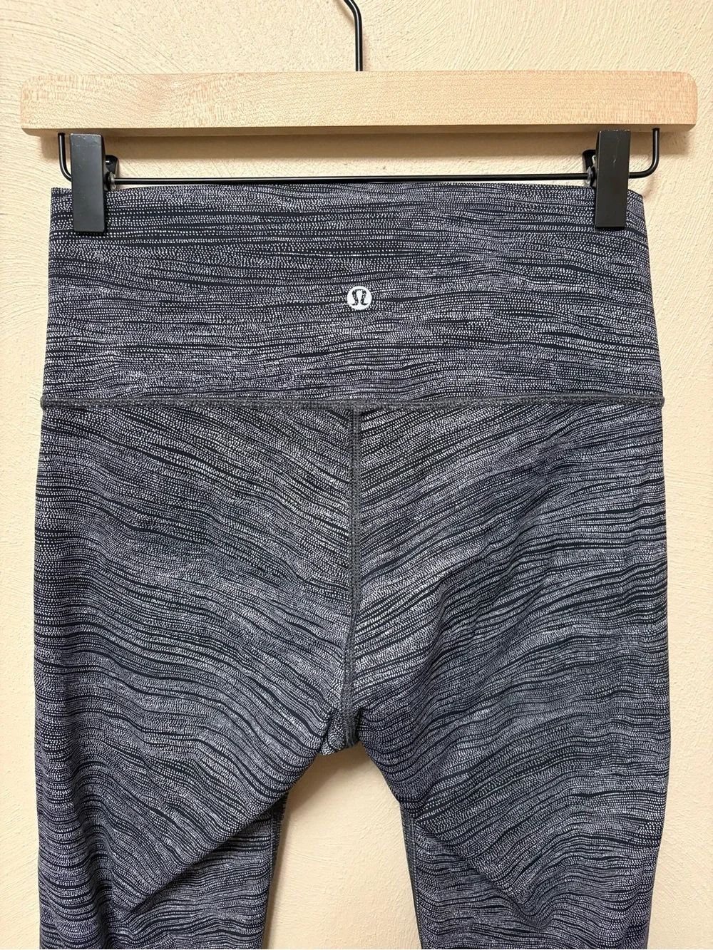 Lululemon Wunder Under Crop (Hi-Rise) (Full-On Luon 21